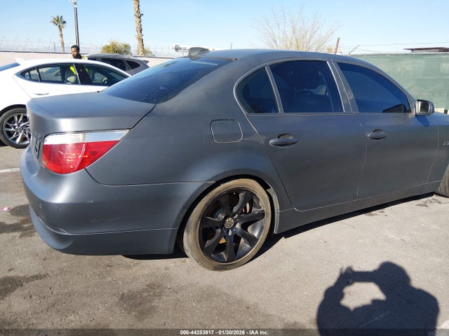 2005 BMW 545I WBANB33565CN67146 Photo 3