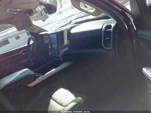 2019 RAM 1500 1C6SRFJT7KN807543 Photo 4