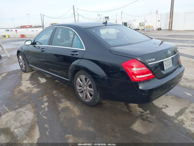 2009 MERCEDES-BENZ S 550 WDDNG86X49A256966 Photo 2