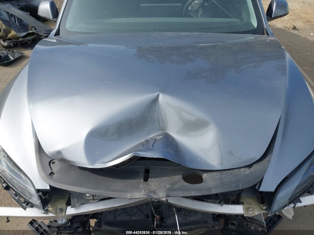 2025 TESLA MODEL 3 5YJ3E1EA8SF994990 Photo 9