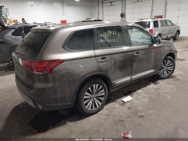 2020 MITSUBISHI OUTLANDER JA4AZ3A32LZ021429 Photo 3