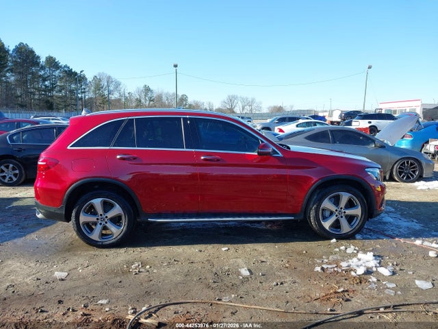 2019 Mercedes-benz Glc 300 მანქანა იყიდება აუქციონზე, vin: WDC0G4JB4KV176181, აუქციონის ნომერი: 44253976