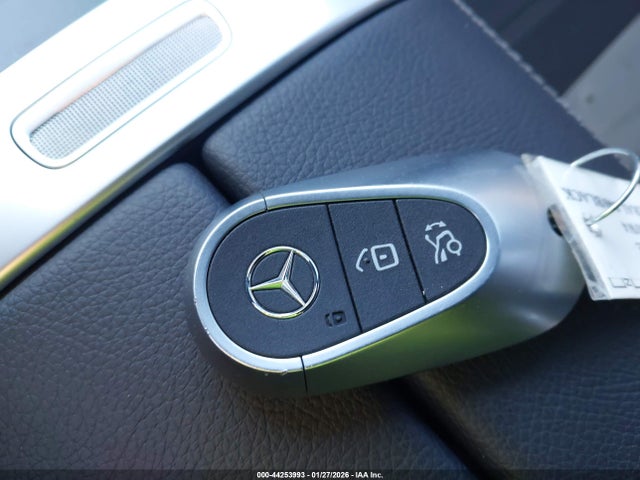 W1KAF4HB9RR221093 Mercedes-Benz C 300