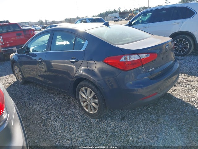 KNAFX4A83E5050660 KIA FORTE EX