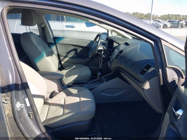 KNAFX4A83E5050660 KIA FORTE EX