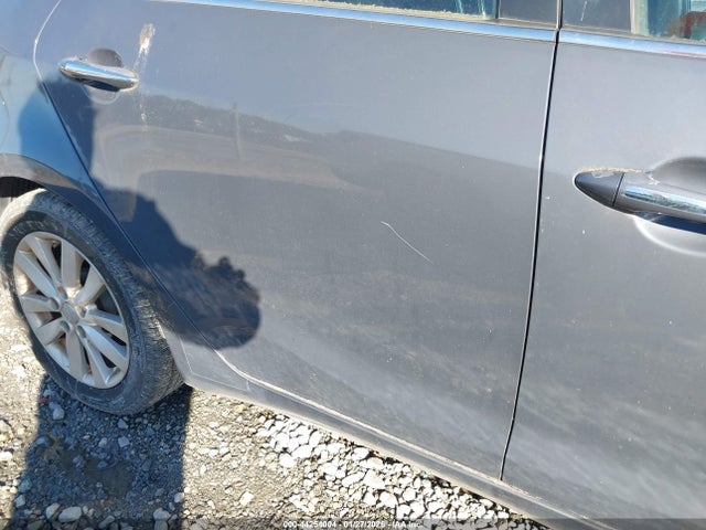 KNAFX4A83E5050660 KIA FORTE EX