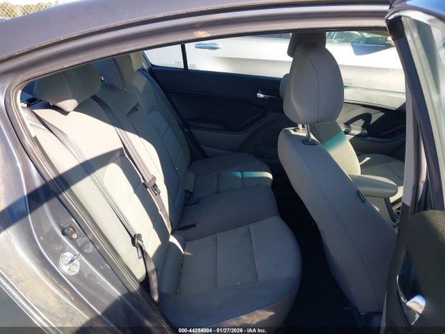 KNAFX4A83E5050660 KIA FORTE EX