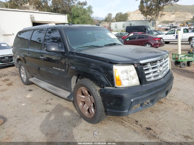 2005 CADILLAC ESCALADE ESV 3GYFK66N15G262424 Photo 0