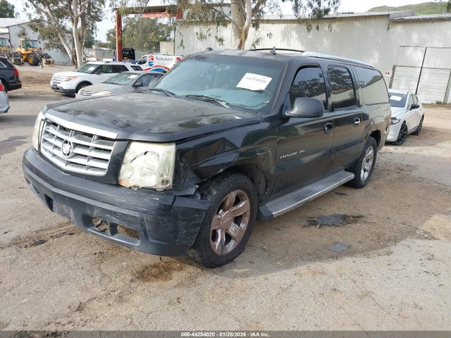 2005 CADILLAC ESCALADE ESV 3GYFK66N15G262424 Photo 1