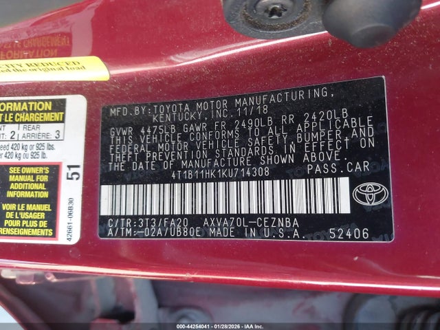 44254041 :رقم المزاد ، 4T1B11HK1KU714308 vin ، 2019 Toyota Camry Le مزاد بيع
