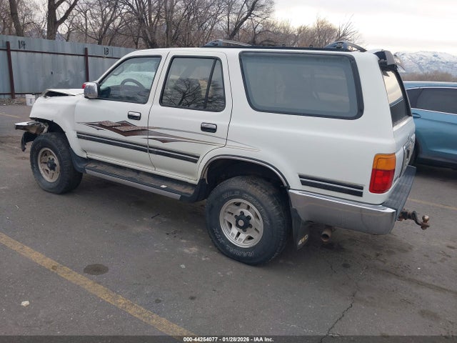 1994 TOYOTA 4RUNNER JT3VN39W1R0137417 Photo 2