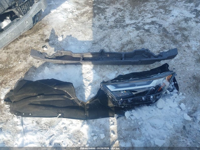 2T3G1RFV9SC547710 Toyota RAV4 LE