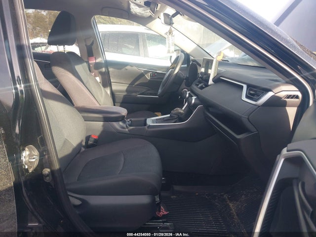 2T3G1RFV9SC547710 Toyota RAV4 LE
