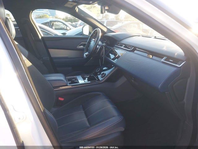SALYL2RN1JA712879 Land Rover Range Rover Velar D180 Se R-dynamic