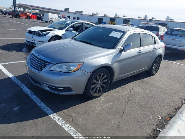 2013 CHRYSLER 200 1C3CCBBGXDN532024 Photo 1