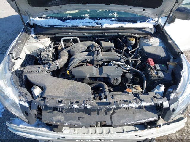 4S3BNAB6XH3014760 Subaru Legacy 2.5i