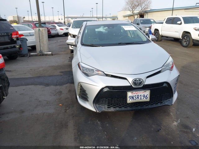 Toyota Corolla Se Special Edition 2017 5YFBURHE2HP630167 Image 12