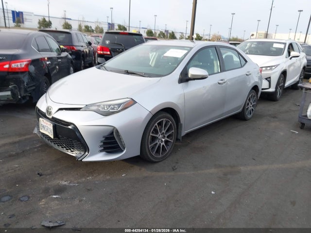 Toyota Corolla Se Special Edition 2017 5YFBURHE2HP630167 Image 2