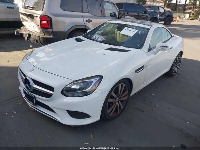2017 Mercedes-benz Slc 300 მანქანა იყიდება აუქციონზე, vin: WDDPK3JA0HF128044, აუქციონის ნომერი: 44254156