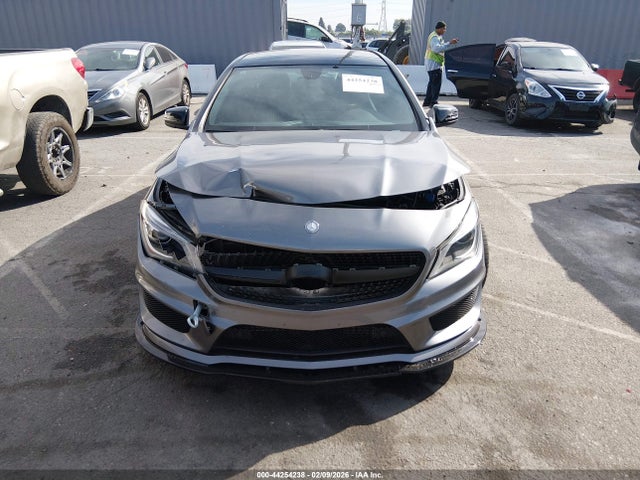 WDDSJ4GB2EN097142 Mercedes-Benz CLA 250 4MATIC