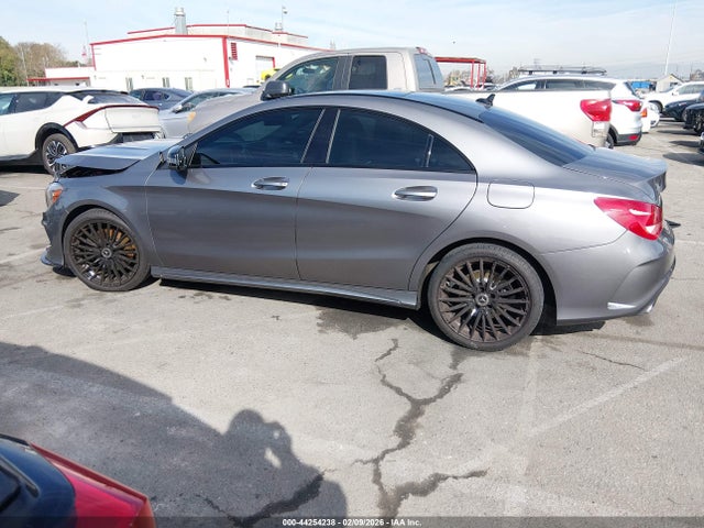 WDDSJ4GB2EN097142 Mercedes-Benz CLA 250 4MATIC