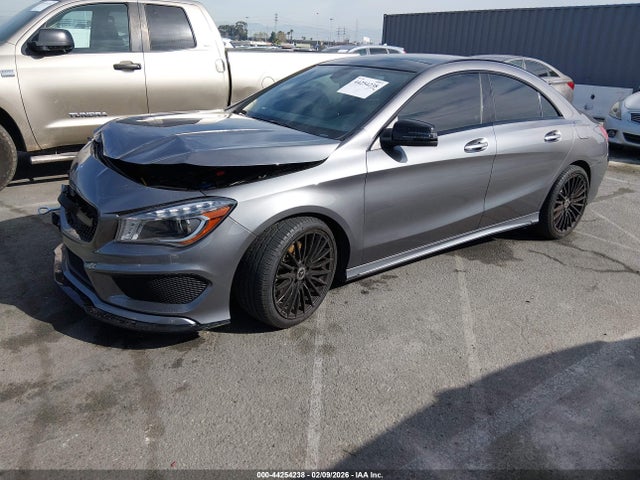 WDDSJ4GB2EN097142 Mercedes-Benz CLA 250 4MATIC