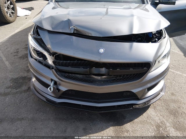 WDDSJ4GB2EN097142 Mercedes-Benz CLA 250 4MATIC