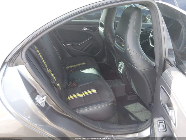 WDDSJ4GB2EN097142 Mercedes-Benz CLA 250 4MATIC