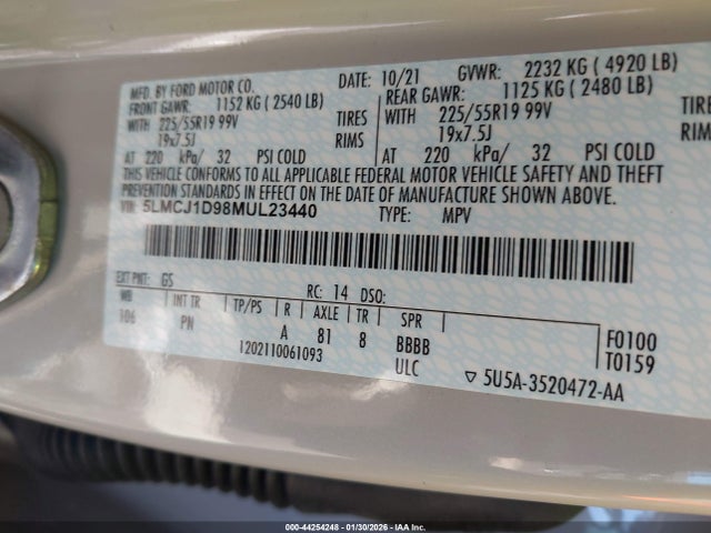 5LMCJ1D98MUL23440 Lincoln Corsair Standard