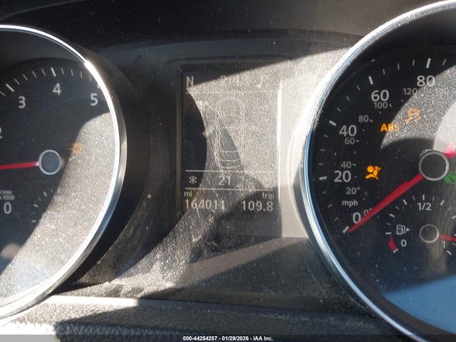 1VWBT7A31GC004663 Volkswagen Passat 1.8t Se