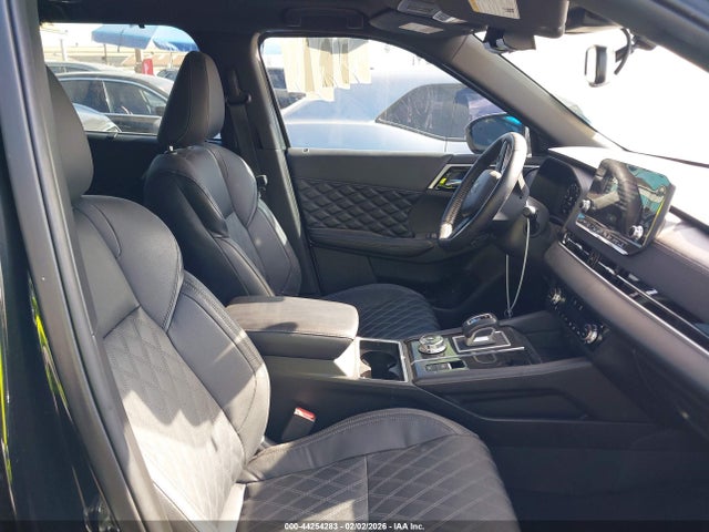 2023 MITSUBISHI OUTLANDER JA4J4VA88PZ042328 Photo 4