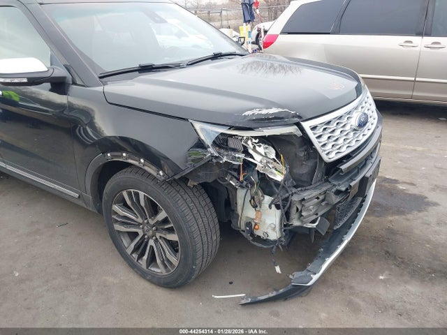 1FM5K8HT5GGC22267 Ford Explorer Platinum