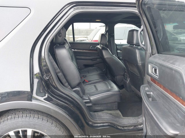 1FM5K8HT5GGC22267 Ford Explorer Platinum