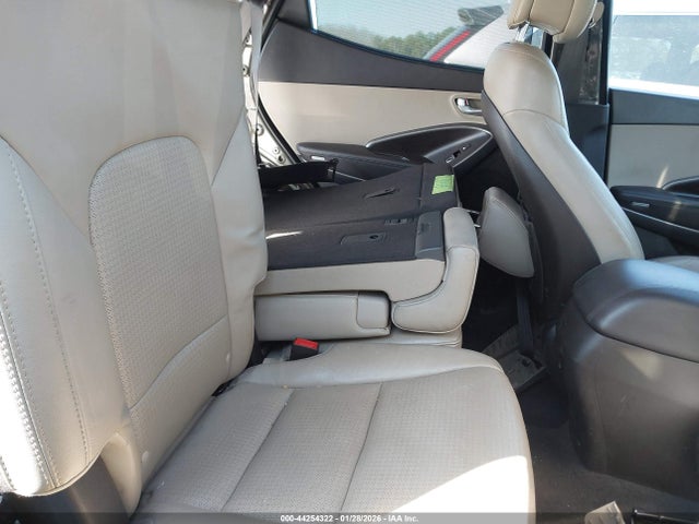 Продажа на аукционе авто 2013 Hyundai Santa Fe Sport, vin: 5XYZU3LB1DG058693, номер лота: 44254322