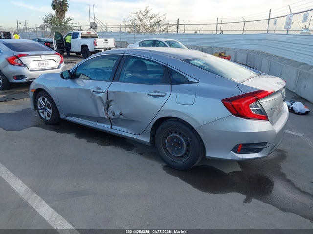2HGFC2F5XHH506024 Honda Civic Lx