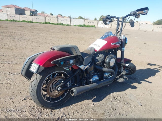 2019 HARLEY-DAVIDSON FLSB 1HD1YMJ28KB065625 Photo 3