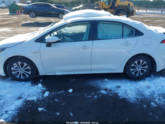 Продажа на аукционе авто 2021 Toyota Corolla Hybrid Le, vin: JTDEAMDE8MJ023638, номер лота: 44254362