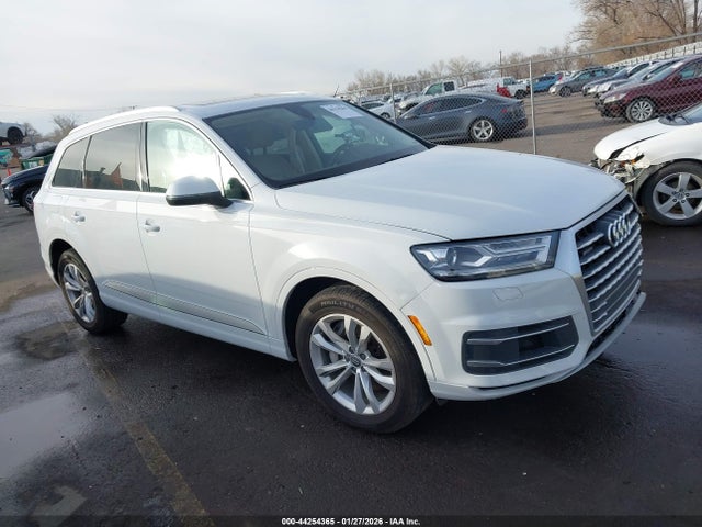 2019 AUDI Q7 WA1AAAF7XKD011136 Photo 0