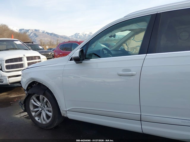 2019 AUDI Q7 WA1AAAF7XKD011136 Photo 5