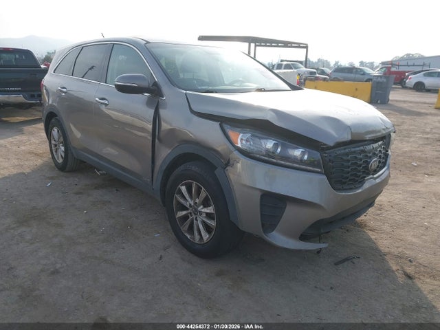 5XYPGDA56KG458764 KIA Sorento 3.3l Lx