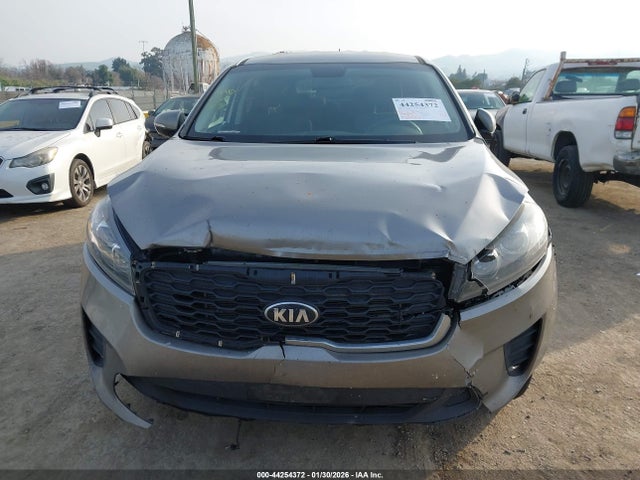 5XYPGDA56KG458764 KIA Sorento 3.3l Lx