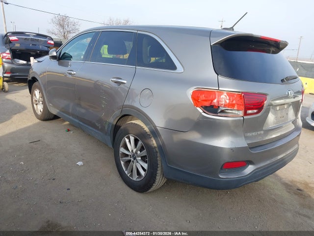 5XYPGDA56KG458764 KIA Sorento 3.3l Lx