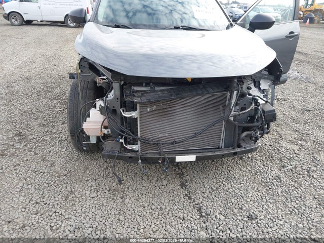 5N1BT3AB6PC852598 Nissan Rogue S Intelligent Awd