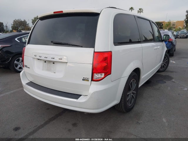 2C4RDGEG9KR518742 Dodge Grand Caravan Gt