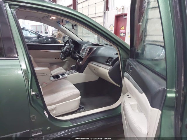 Subaru Outback 2.5i Premium 2014 4S4BRBCC4E3234854 Image 5