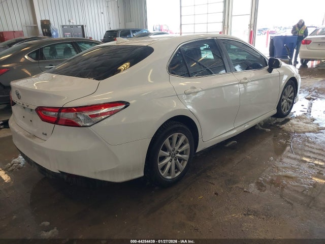 Aukcja sprzedaży 2019 Toyota Camry Le, vin: 4T1B11HK0KU810186, numer aukcji: 44254439