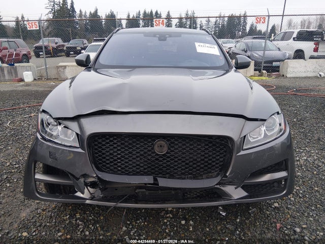 Jaguar F-pace 20d Premium 2018 SADCJ2FN4JA272737 Image 13