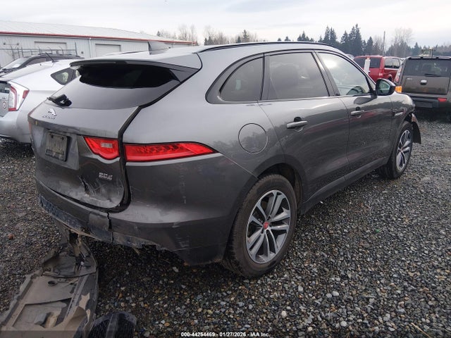 2018 JAGUAR F-PACE SADCJ2FN4JA272737 Photo 3