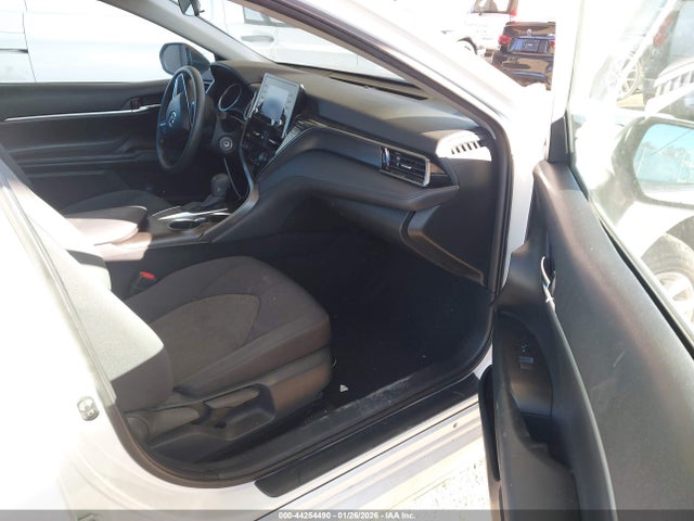 4T1C11AK9NU676362 Toyota CAMRY LE