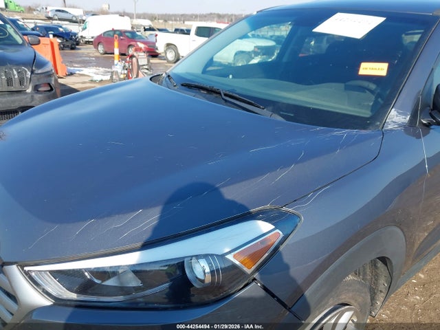 2017 Hyundai Tucson Se მანქანა იყიდება აუქციონზე, vin: KM8J23A41HU500864, აუქციონის ნომერი: 44254494
